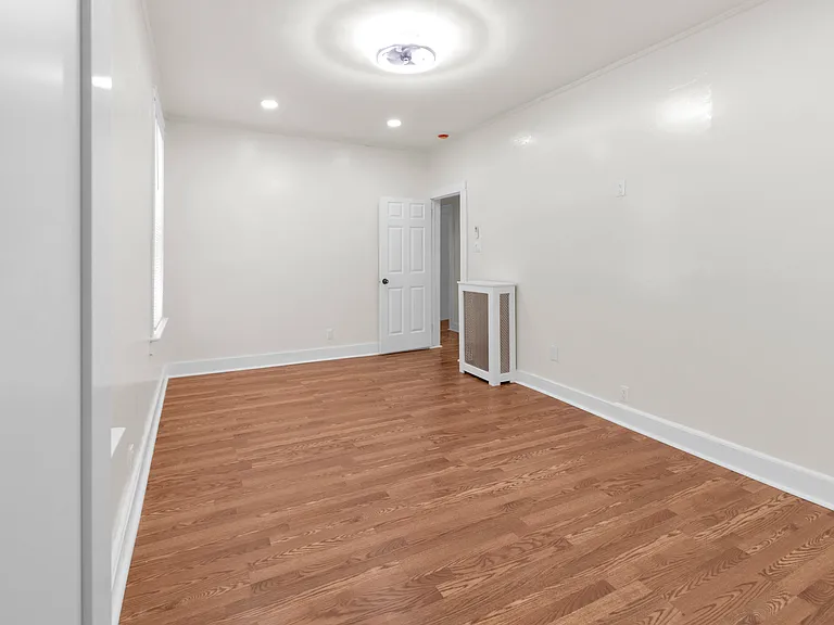 151 Mapes Ave #2 — Photo 7
