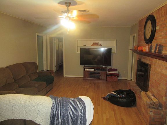 5th image of 2902 Ivanhoe Ln