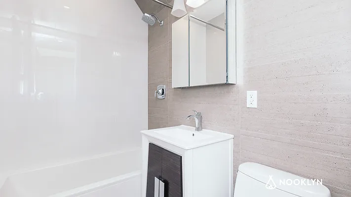 Rented by Nooklyn NYC LLC | media 27