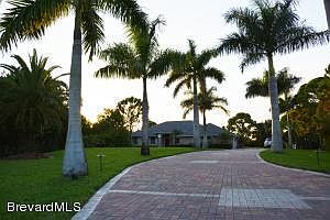 5th image of 3600 Ficus Pl
