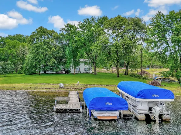 30034 Olinda Trl, Lindstrom, MN 55045