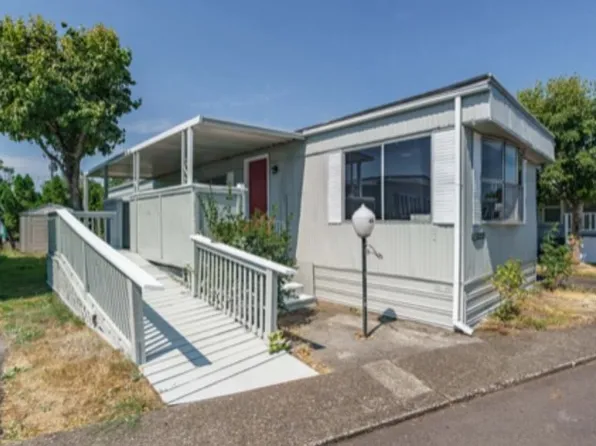 16901 SE Division St Unit 48, Portland, OR 97236