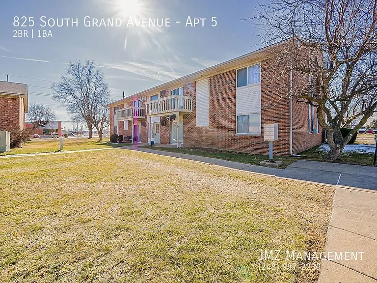 825 S Grand Ave #5 — Photo 22