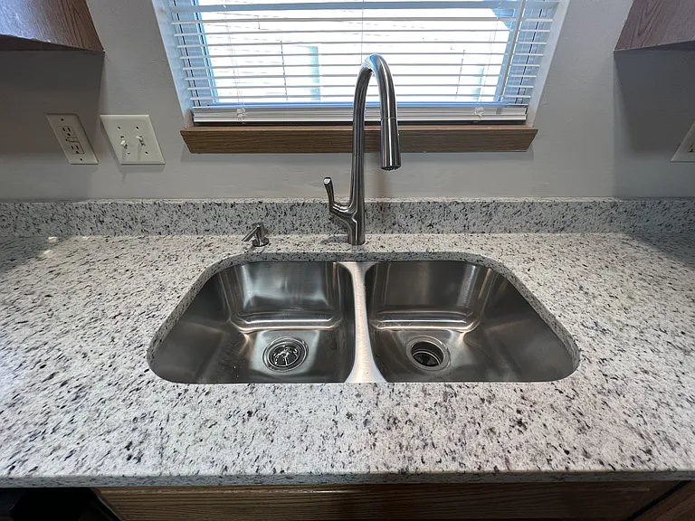 2513 E Conquest St — Photo 3