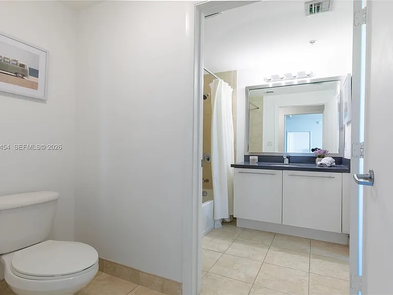 90 SW 3rd St #3806 — Photo 15