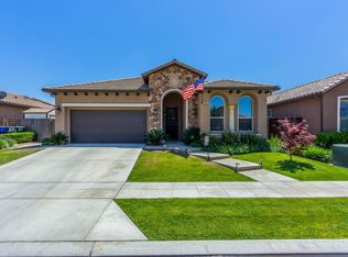 5882 E Laurite Ave, Fresno, CA 93727