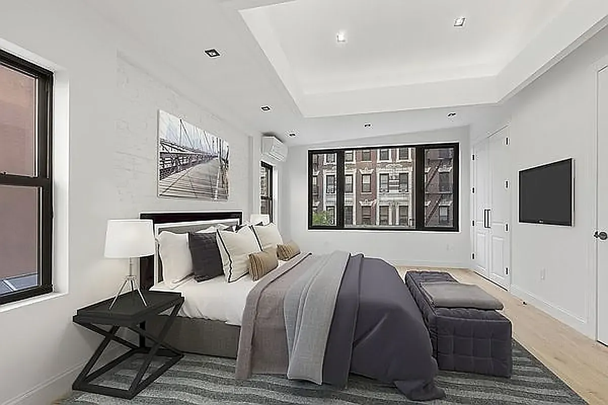 141 East 17th Street — Photo 4