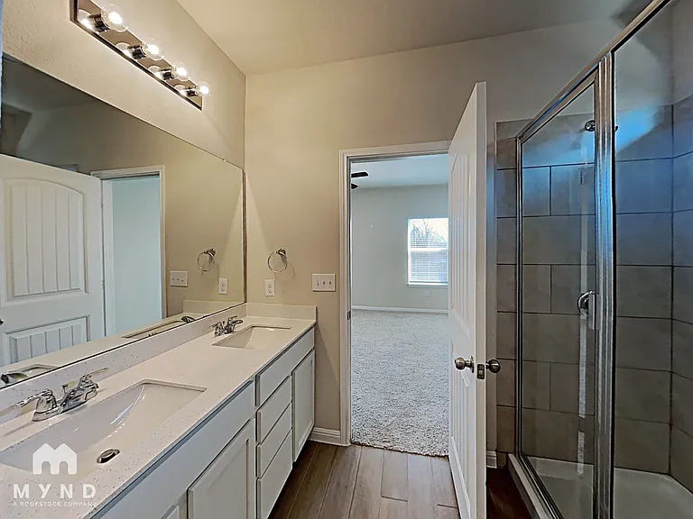 2444 Lobo Landing Cv — Photo 16