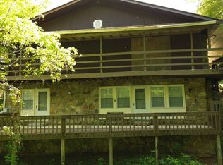 229 E Taxiway Dr, Albany, KY 42602