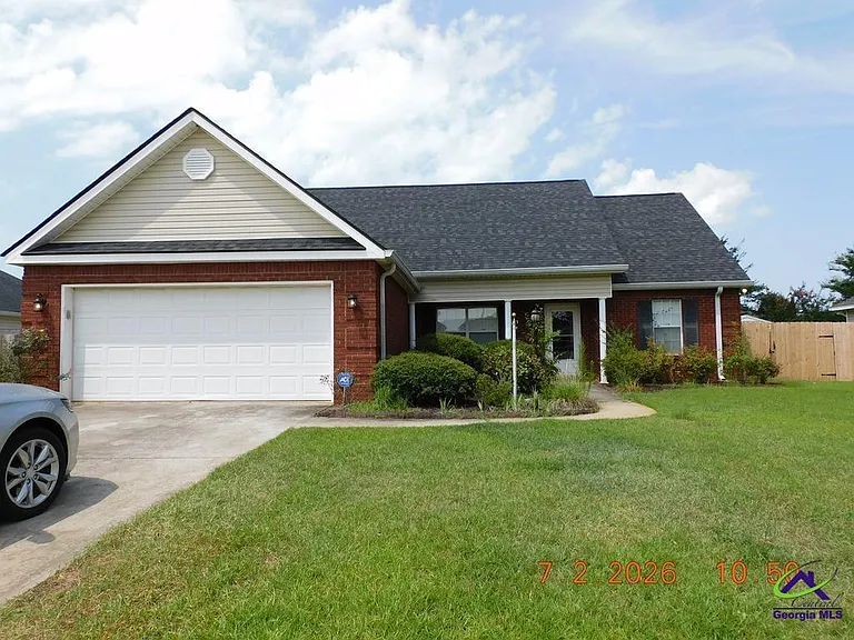 203 Margeson Dr — Photo 1