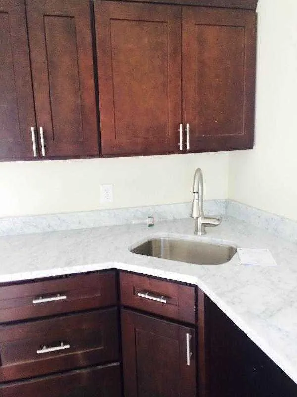 5 bed, 1.5 bath, $4,200 — Photo 3
