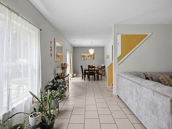 5th image of 3087 Rolling Knoll Ln