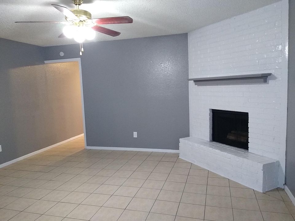 1st image of 2910 Cottonwood Ln