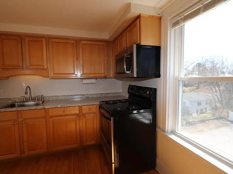 20B Whipple Rd #20-B — Photo 14