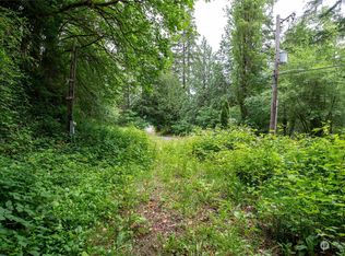 290 E Sherwood Creek Rd, Allyn, WA 98524