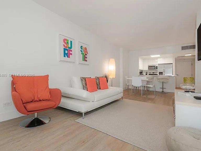 2301 Collins Ave #927 — Photo 16