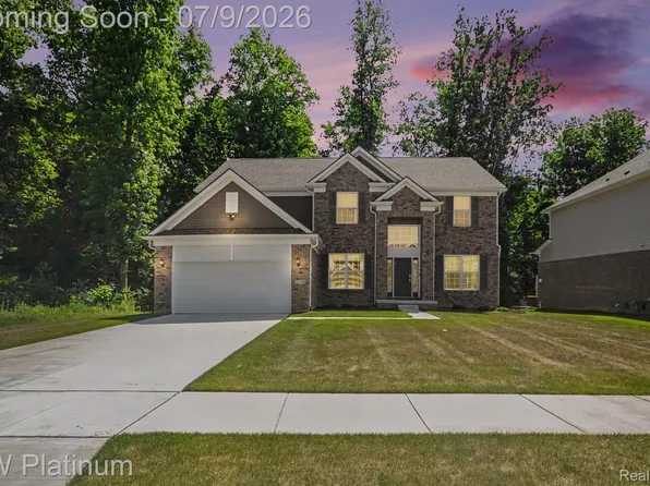 55740 Beacon Shore Dr, Utica, MI 48315