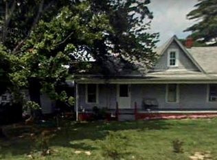 410 2nd St SW, Burkeville, VA 23922