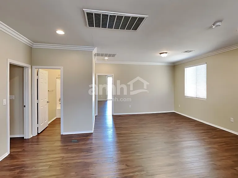 7585 Engleberg Ave — Photo 12