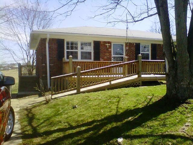 2nd image of 212 Brookfield Dr