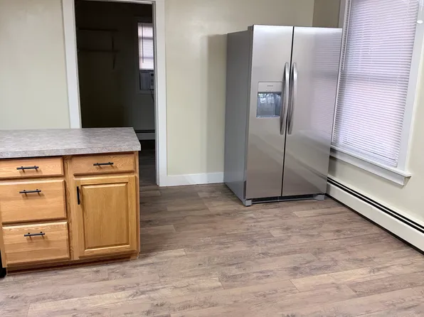 326 Clark St APT 1, South Williamsport, PA 17702
