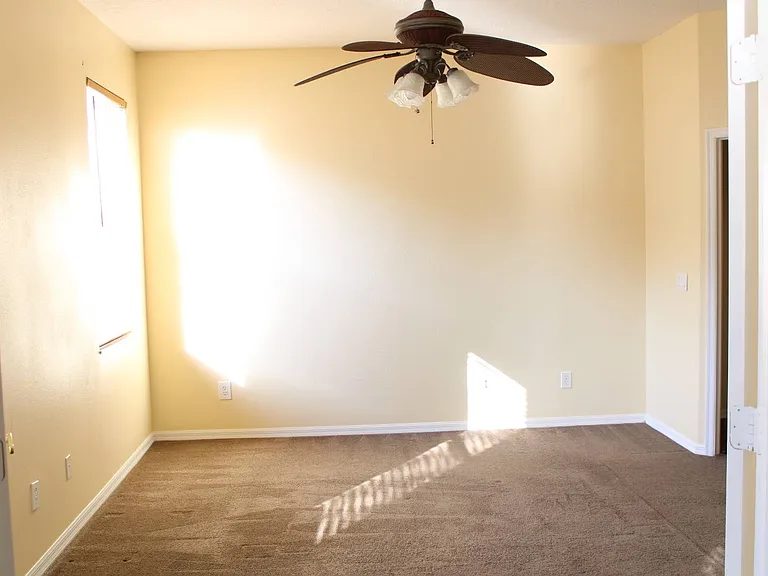 353 Heather Hills Dr — Photo 8