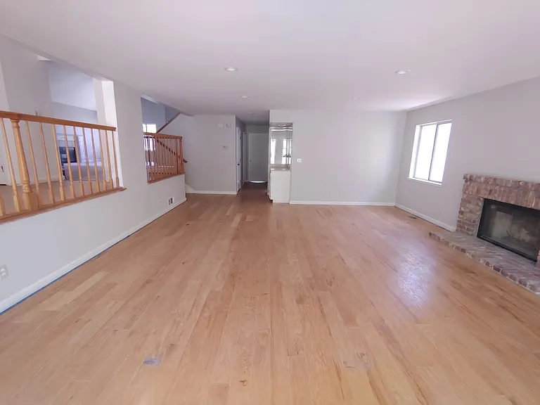 1144 Trowbridge Way — Photo 9