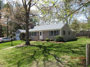 121 Longfellow Dr, Barnstable, MA 02630