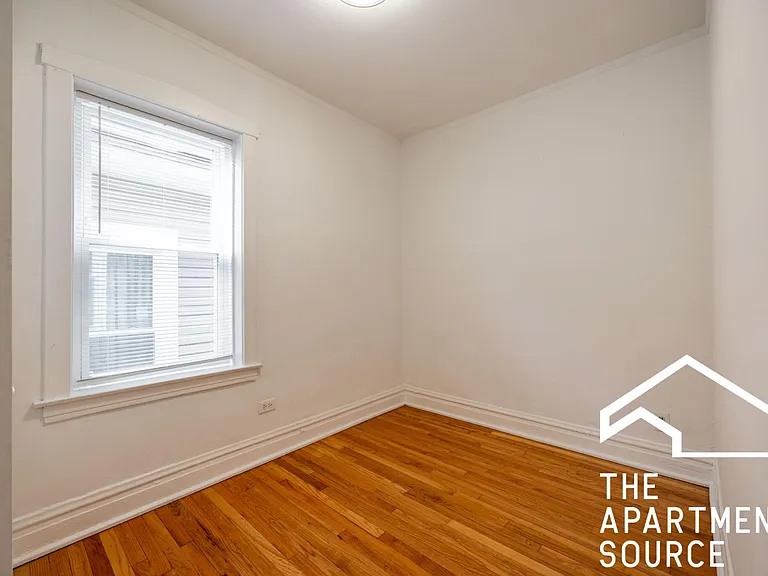 4652 W Palmer St #1 — Photo 13