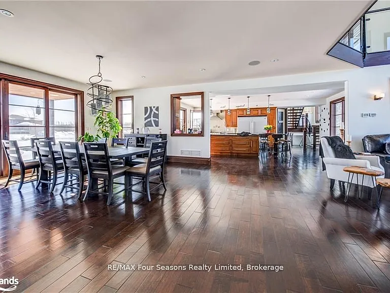 12 Windrose Valley Blvd — Photo 9