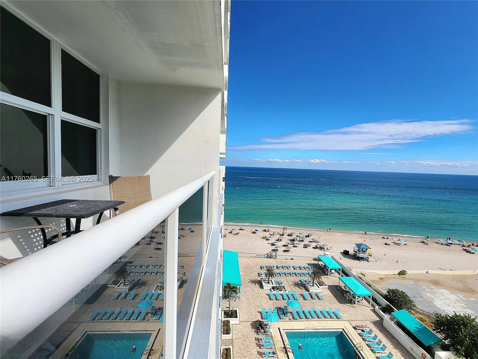 Sea Air Towers Condo — Photo 3