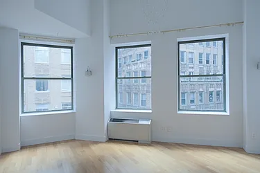 Rented by R New York