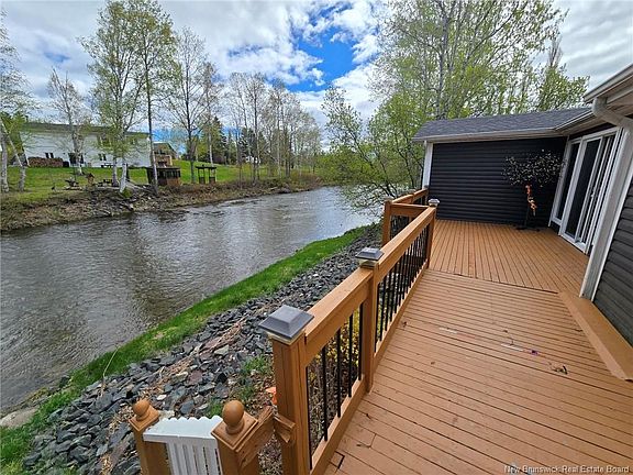 5th image of 2052 Millstream Rd