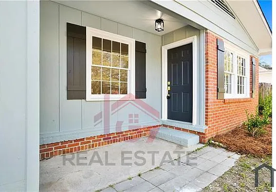 3009 Alston Dr — Photo 2