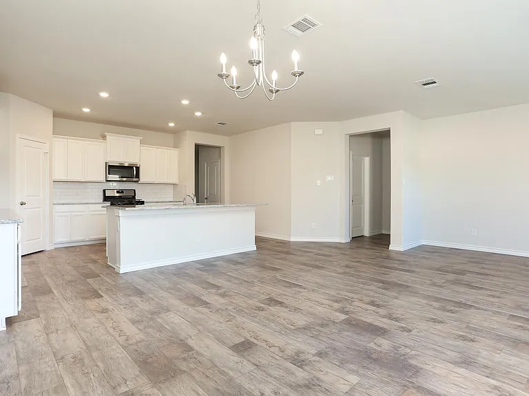 545 Blue Stem Rd — Photo 4
