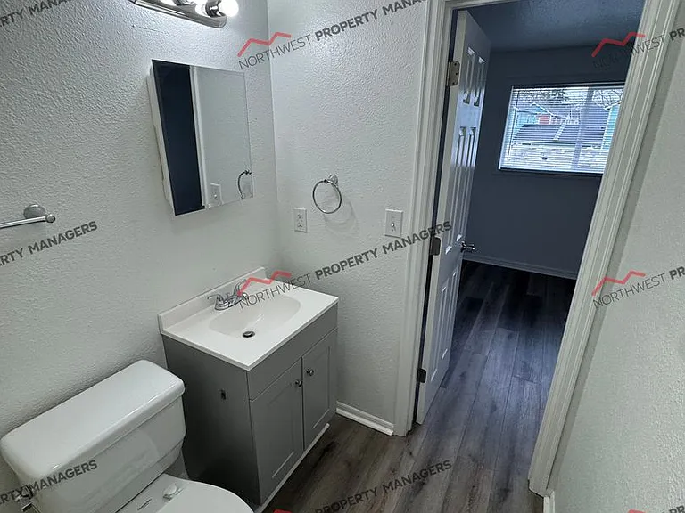 8814 Wadsworth St SW — Photo 24