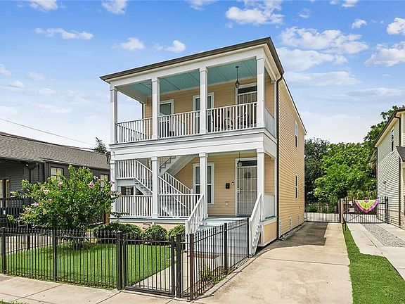 2nd image of 4023 Ulloa St