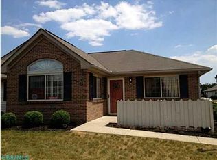 601 Monticello Ct, Pataskala, OH 43062