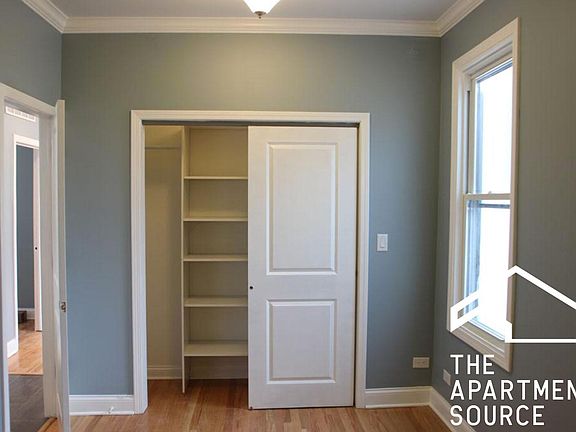 5th image of 4238 N Albany Ave #1F