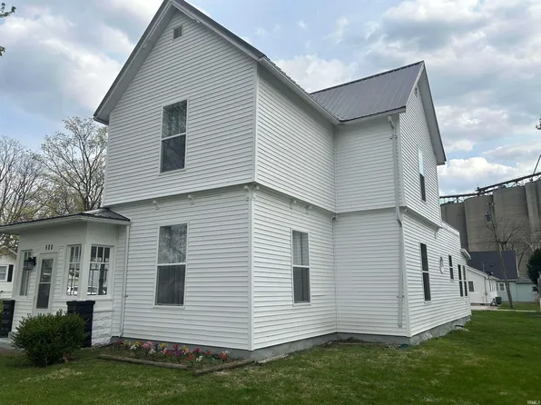 208 E 6th St, Fowler, IN 47944