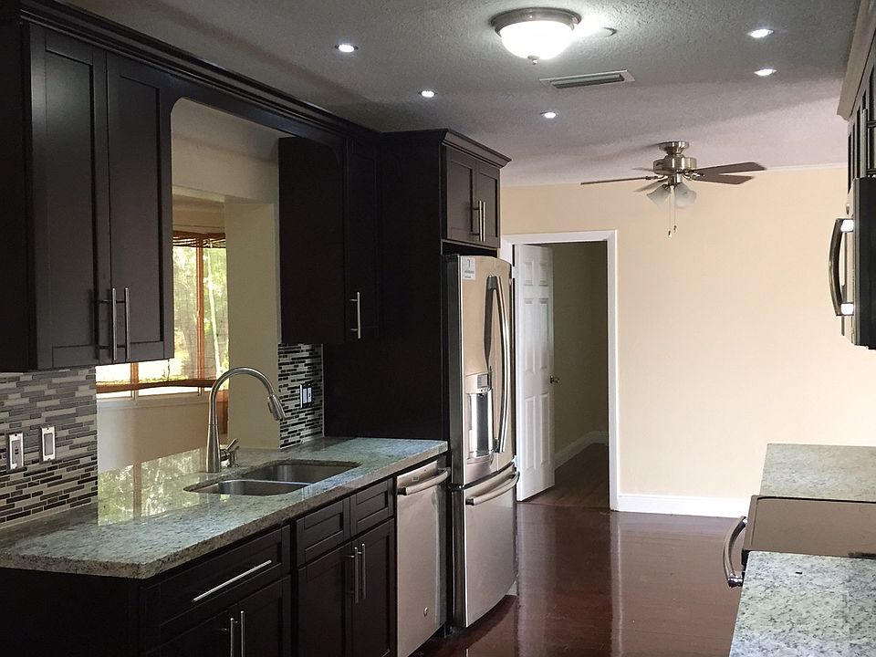 1st image of 8008 NW 103rd Ave