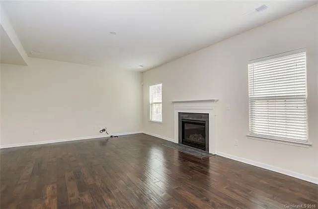 5620 Selkirkshire Rd — Photo 9