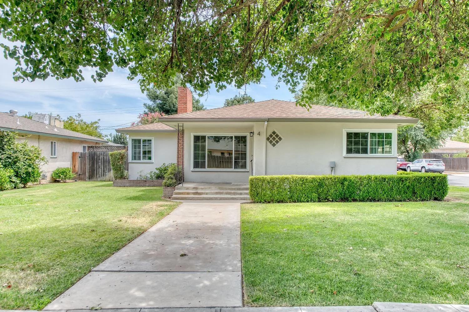 4 E Robinson Ave photo 1