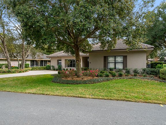 2nd image of 3096 W Bermuda Dunes Dr