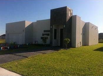 1st image of 704 Dalobo Blvd