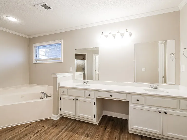 1855 Oak Springs Dr — Photo 13