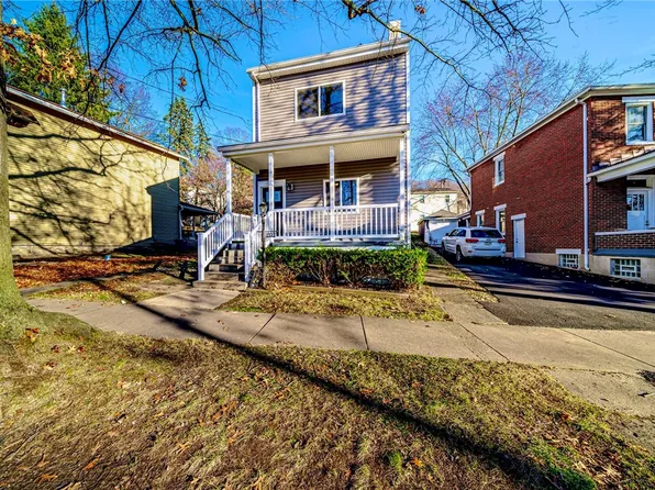 746 5th St, Oakmont, PA 15139