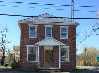11184 Roxbury Rd, Orrstown, PA 17244