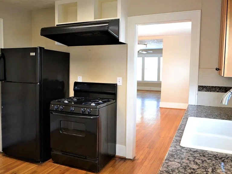 1505 McDuffie St — Photo 16