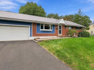 523 Sherwood Ln, Hatboro, PA 19040